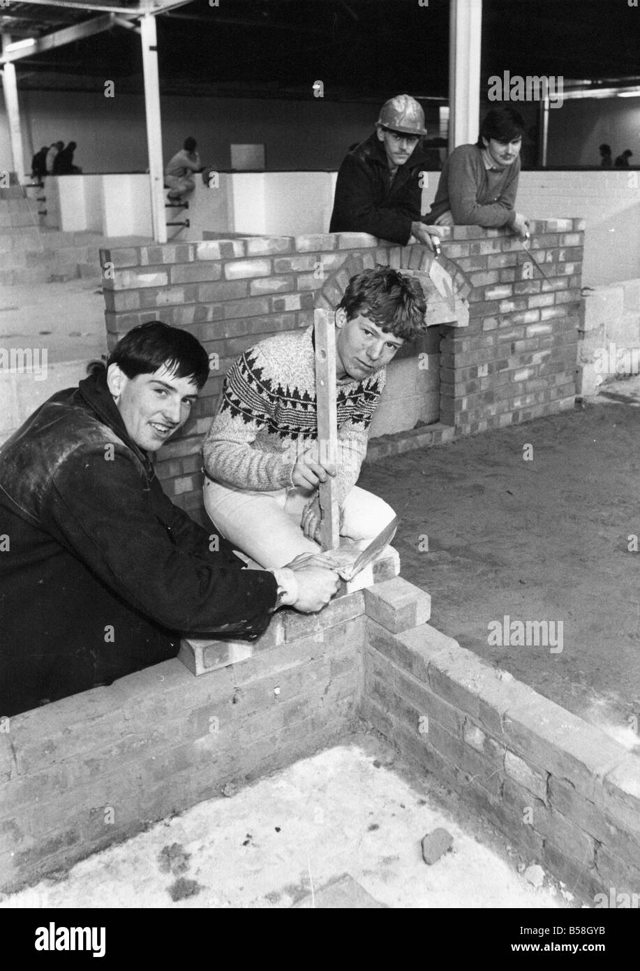 Bricklaying Trainees at the Pallion Residents Enterprise l to r Frank