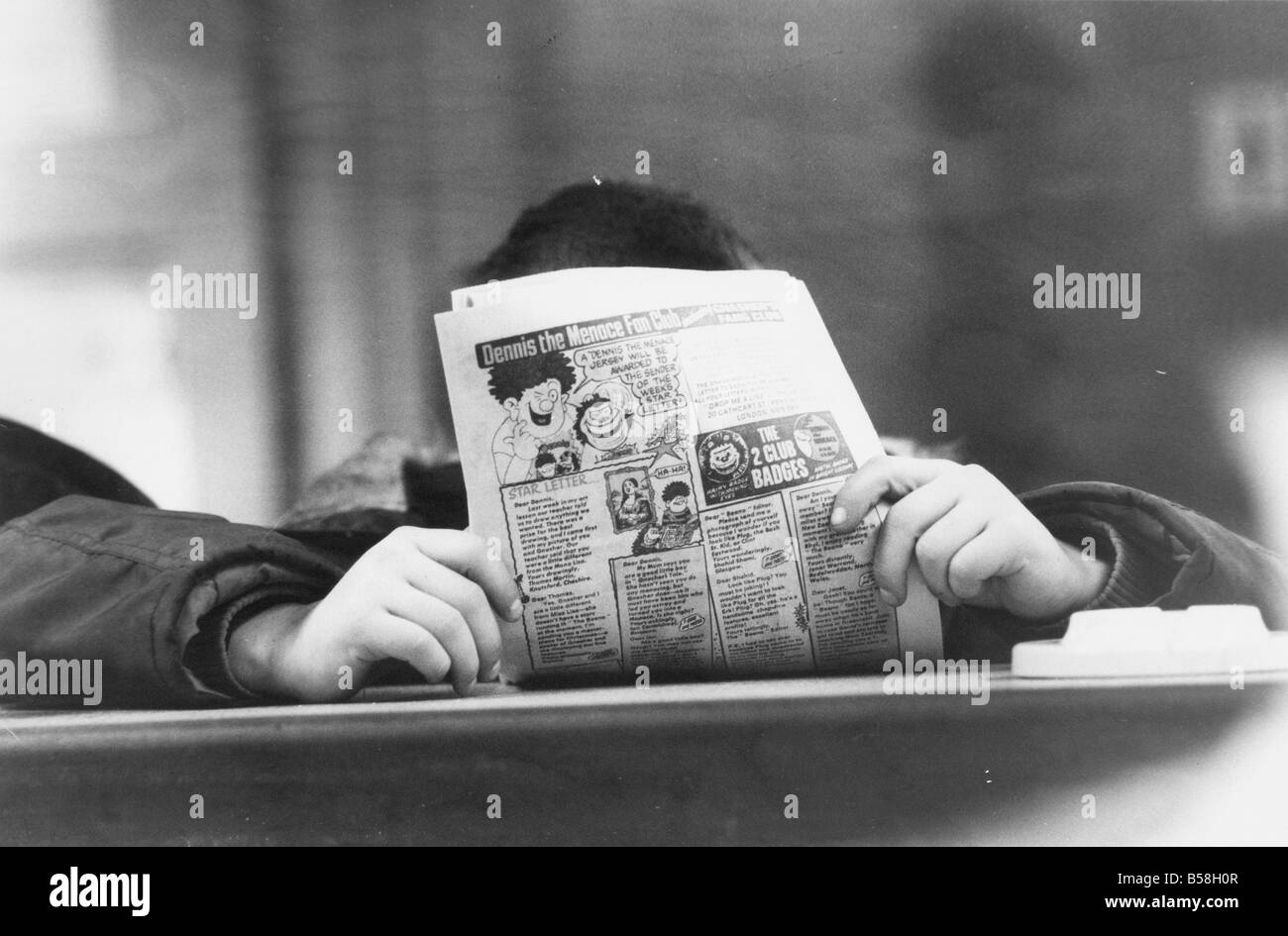 1980s fashion teenagers hi-res stock photography and images - Alamy