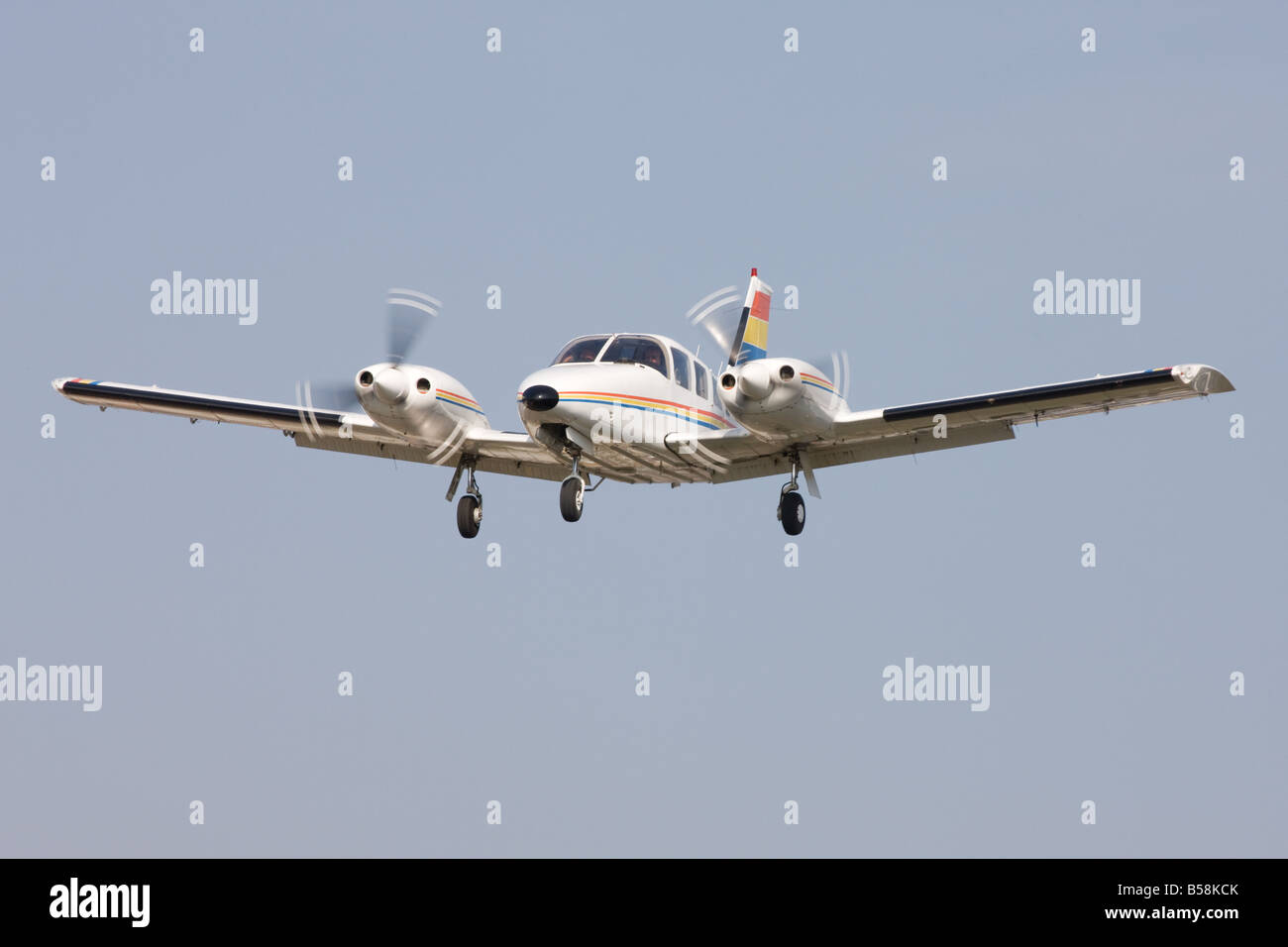 Piper pa 34 seneca hires stock photography and images Alamy
