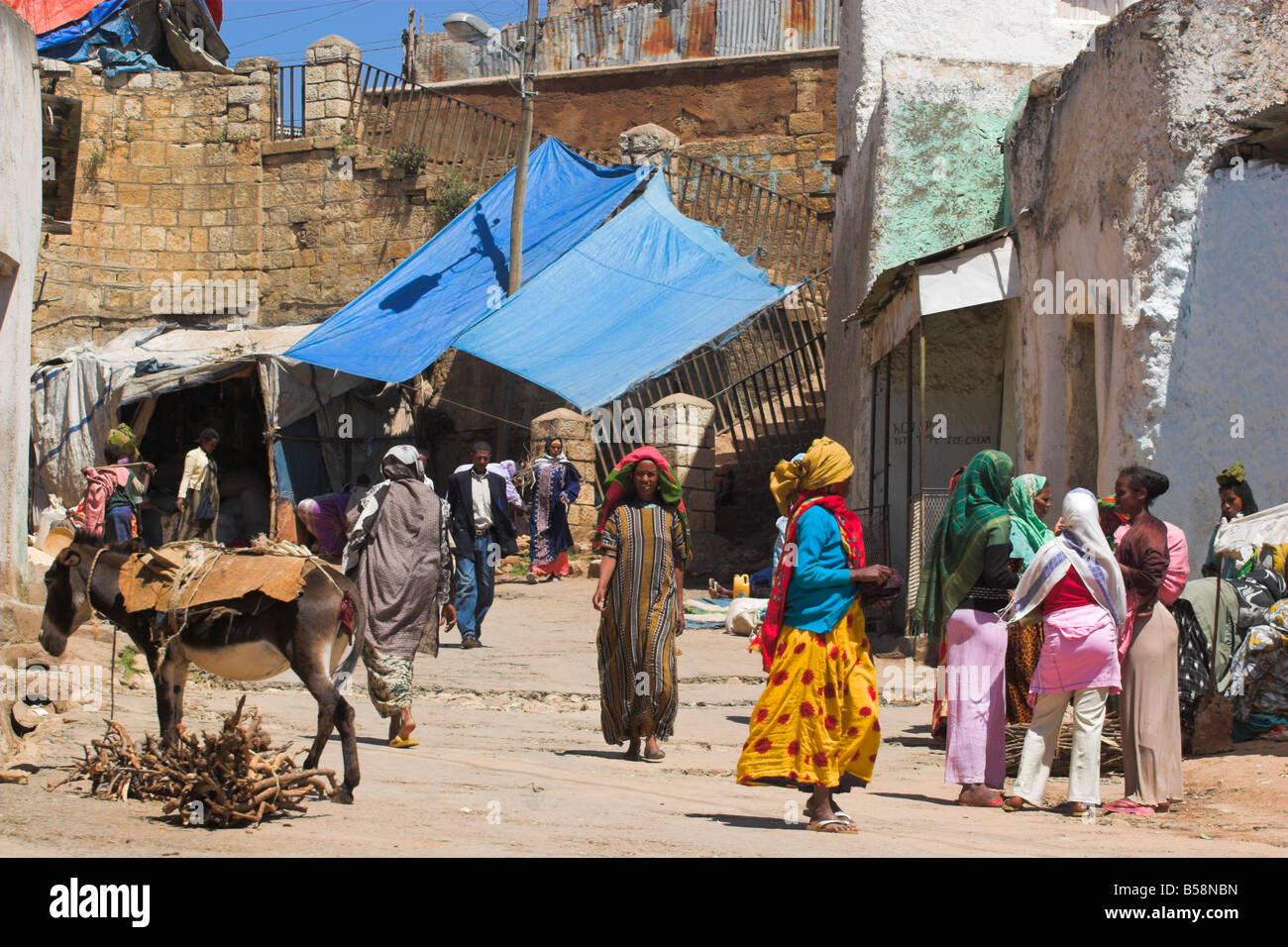 The main market known as Gidir Magala previously known as the Muslim market Old Town Harar Ethiopia Africa Stock Photo