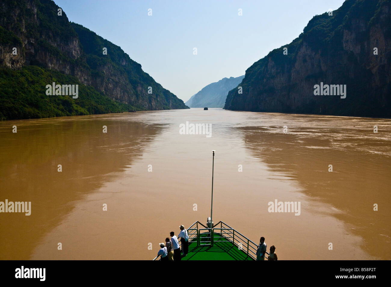 Xiling Gorge Yangzi River between Sandouping and Yichang downstream from Three Gorges Dam China JMH3456 Stock Photo