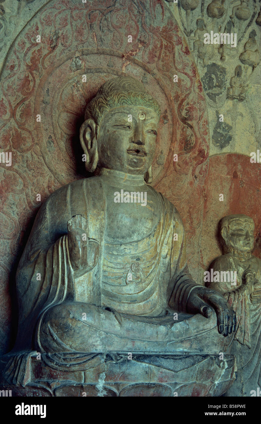 Buddha, Cave N.9, Tang Dynasty, completed 680AD, Longmen Buddhist Caves ...