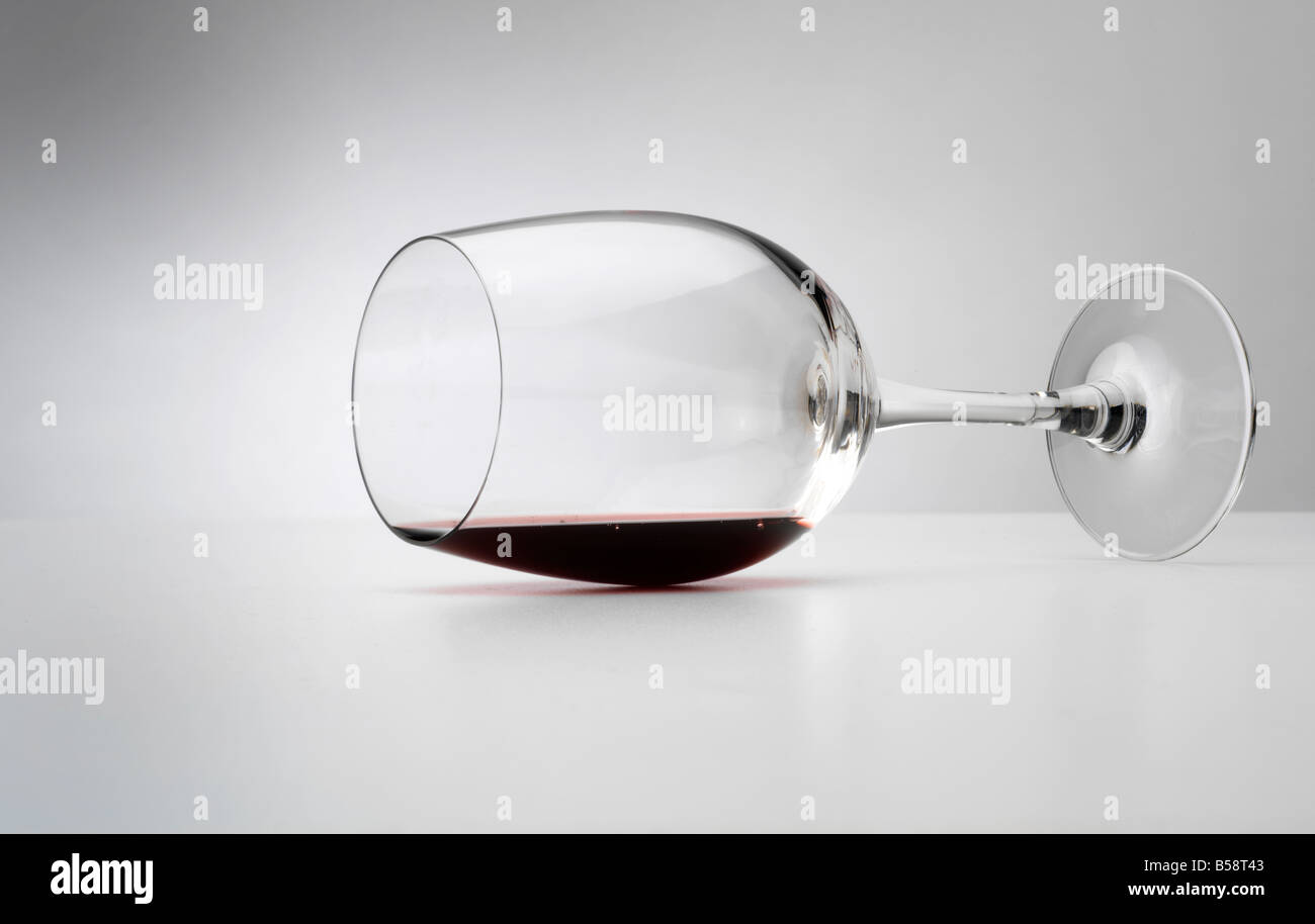 Glass low angle hires stock photography and images Alamy