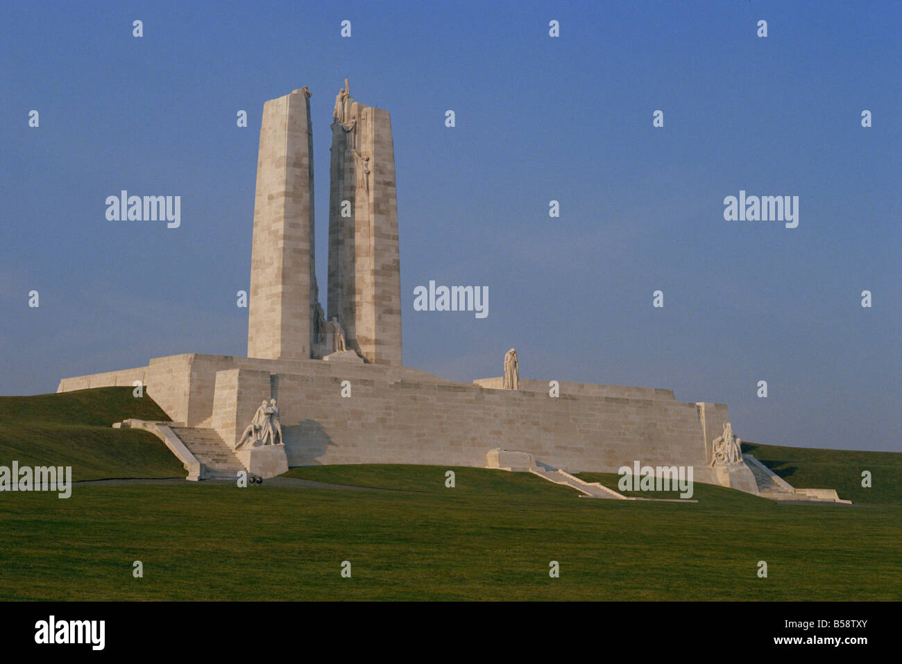 First World War Vimy Canadian Memorial, near Lens, Nord Pas de Calais, Nord-Picardiy, France, Europe Stock Photo