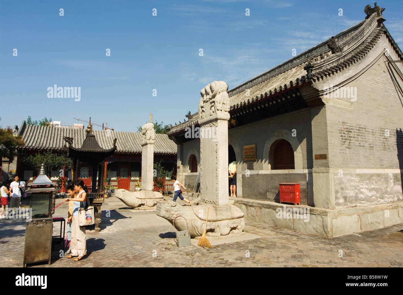 White Cloud Temple tended by Taoist monks, with today's buildings ...