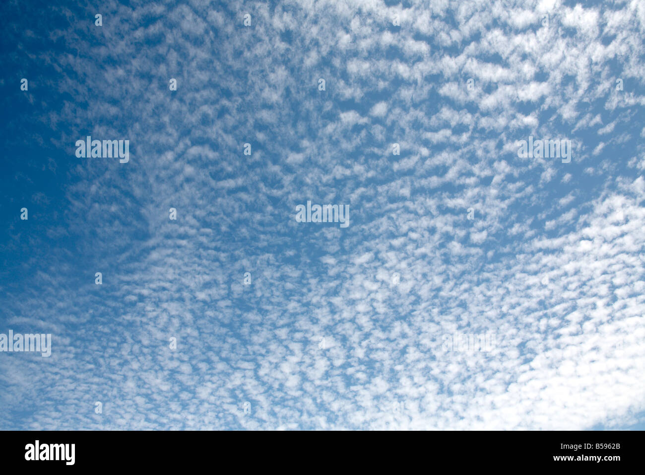 Mackerel Sky Clouds High Resolution Stock Photography and Images Alamy
