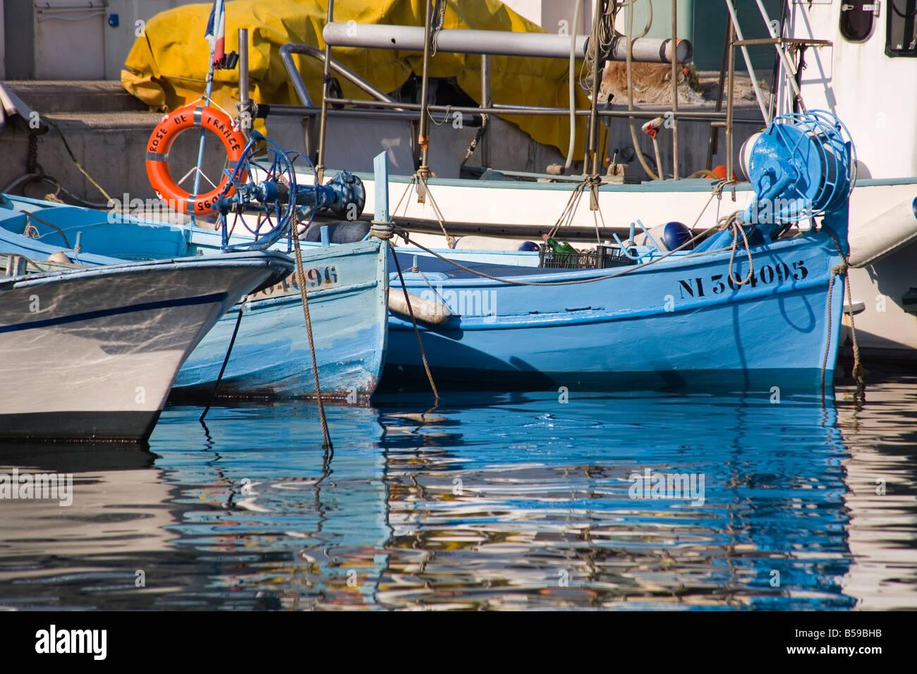 Fishing boats, Vieux Port, Cannes, Alpes Maritimes, Provence, Cote d ...