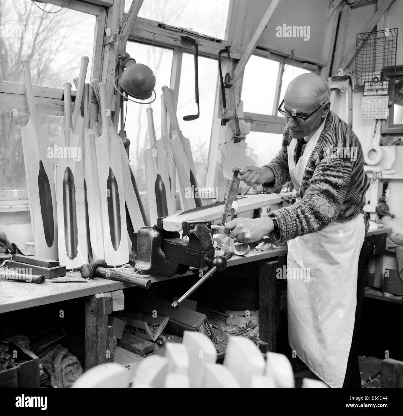 New Cricket bat. Ted Jolly 62. The new Revolutionary cricket bat in