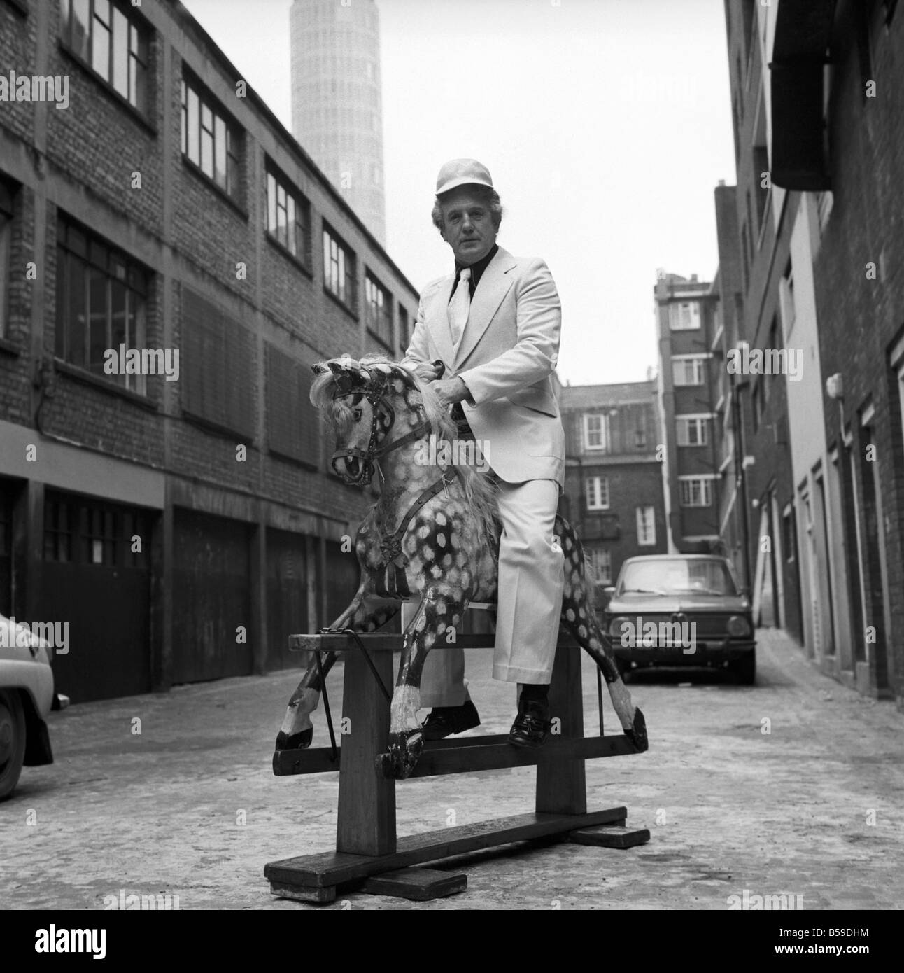 Wrestler jackie pallo hires stock photography and images Alamy