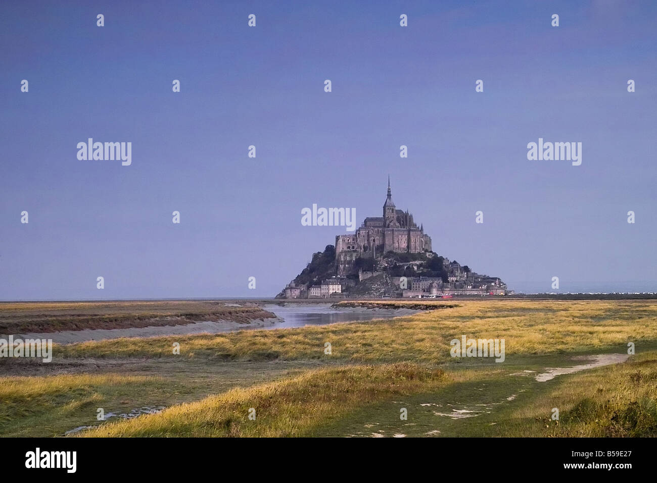 Saint michael the protector hi-res stock photography and images - Alamy