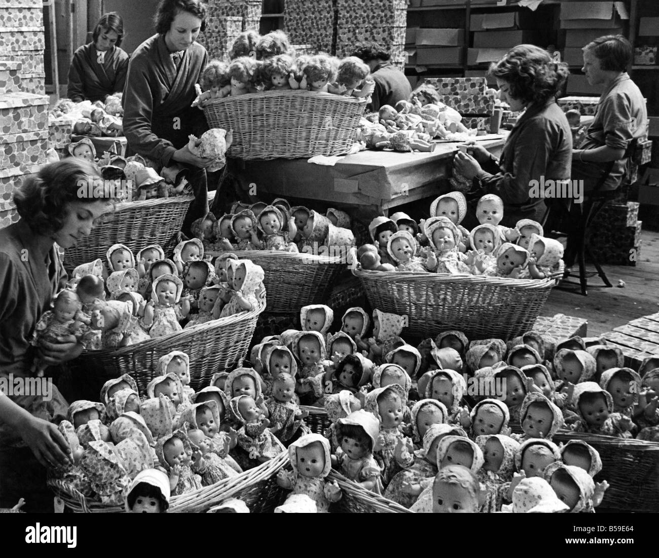 2000 dolls