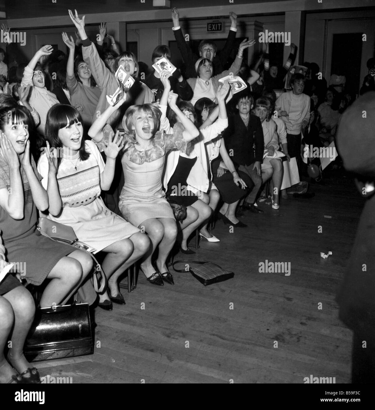 Screaming Girl Fans Greet The Beatles Last Night On Their Appearance In Leicester Sold Night Out Notices Were Up For Two Conce Stock Photo Alamy