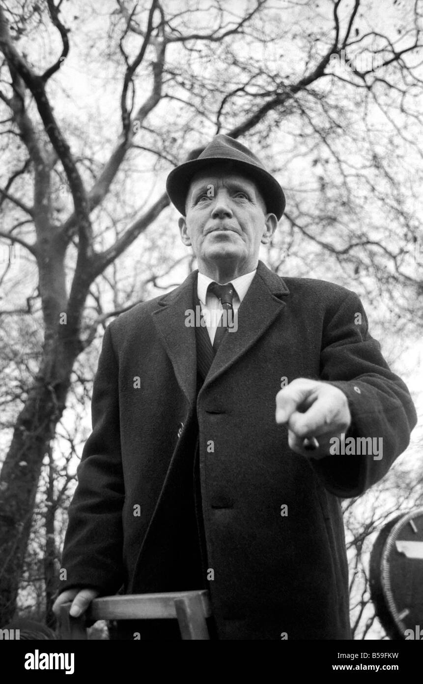 Mr. James Hanratty addressing the gathering at Speakers Corner during a protest against the execution of his son. Jmaes Hanratty, for the A6 murders;December 1969 ;Z12069-004 Stock Photo
