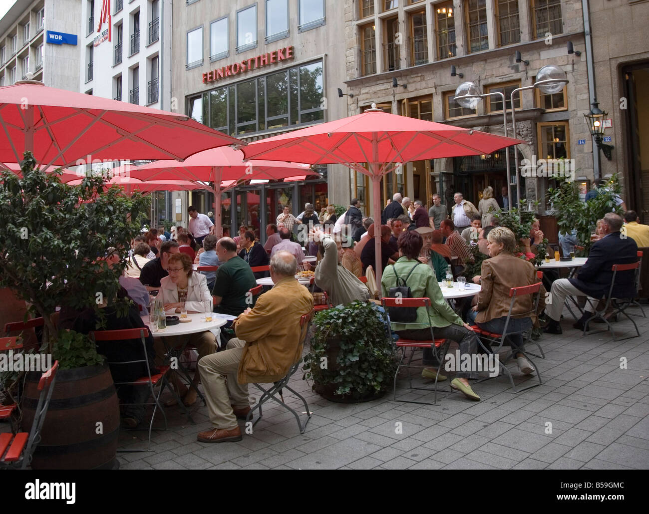 Street cafe, Dom (cathedral district), central Cologne, Germany, Europe Stock Photo