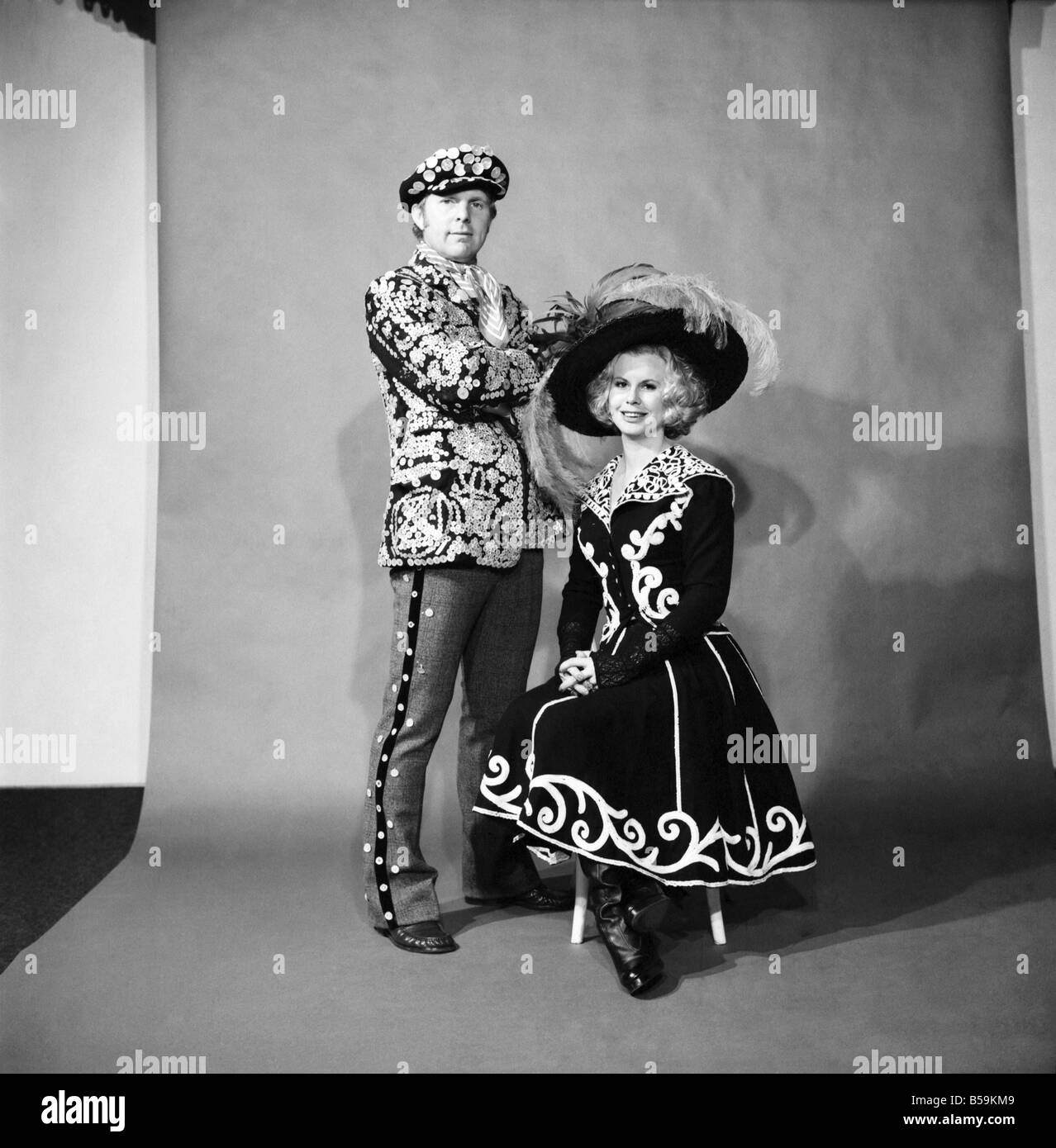 Pearly Queen Black And White Stock Photos Images Alamy