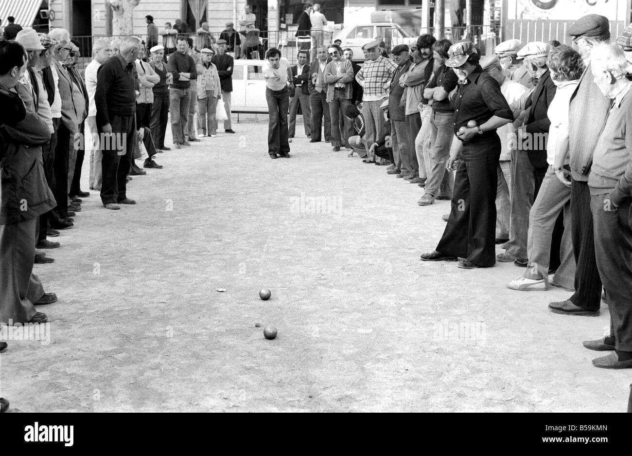 Boules Black And White Stock Photos Images Alamy