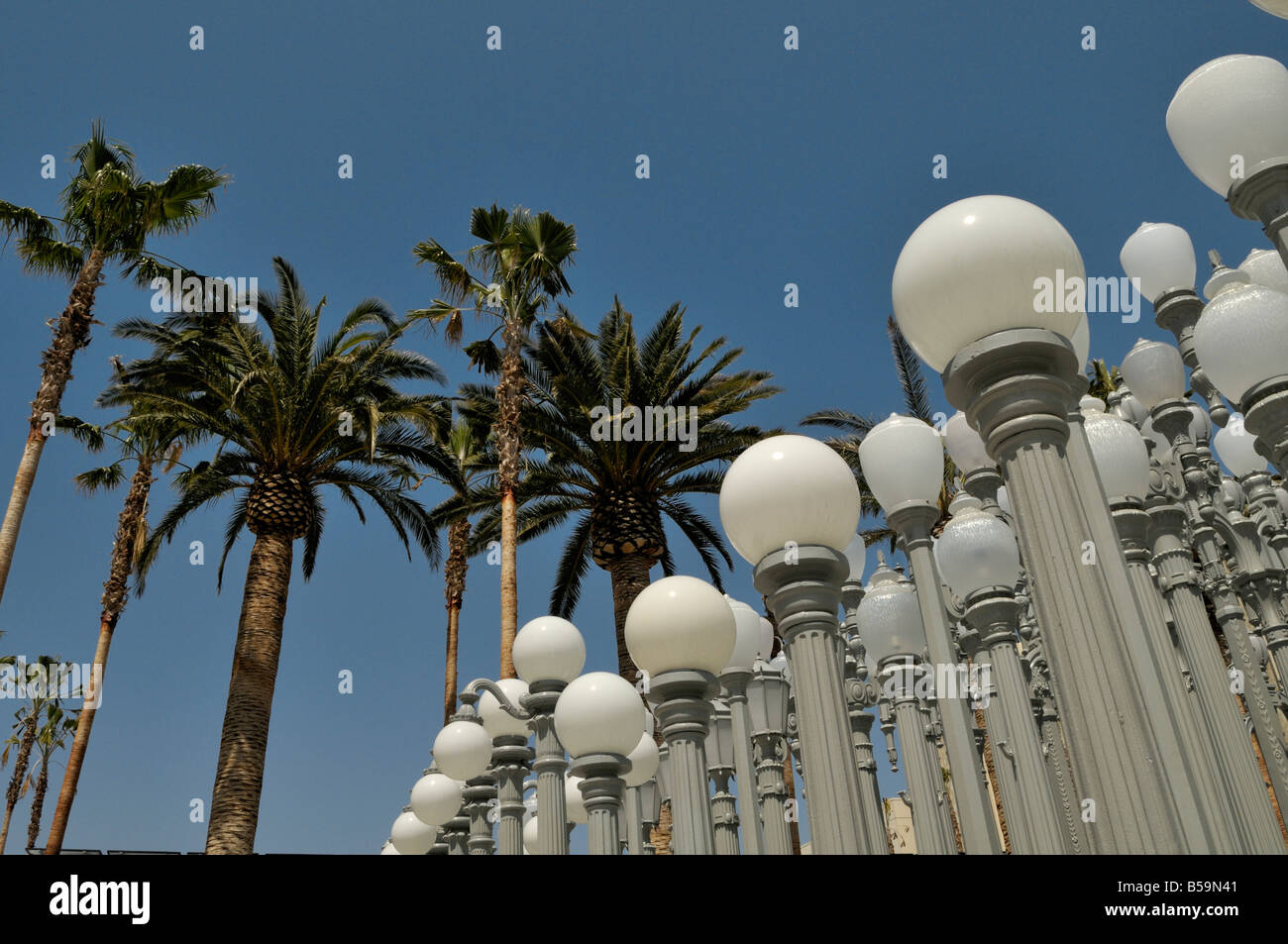 Antique cast iron hi-res stock photography and images - Alamy