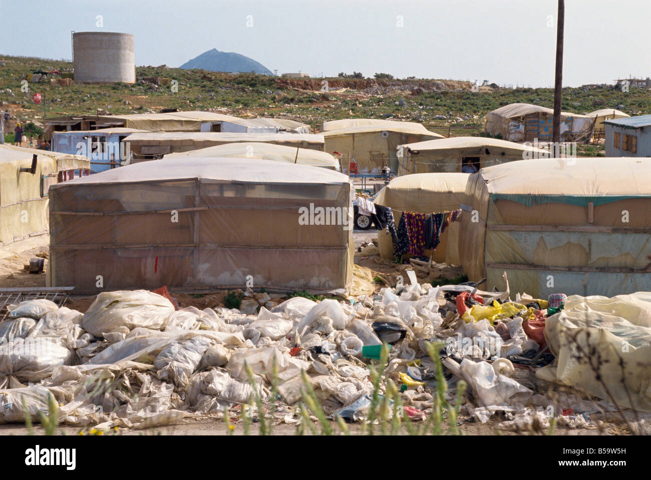 Ghetto environment hi-res stock photography and images - Alamy