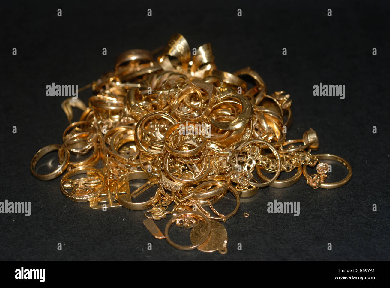 18 jewelry hi-res stock photography and images - Alamy