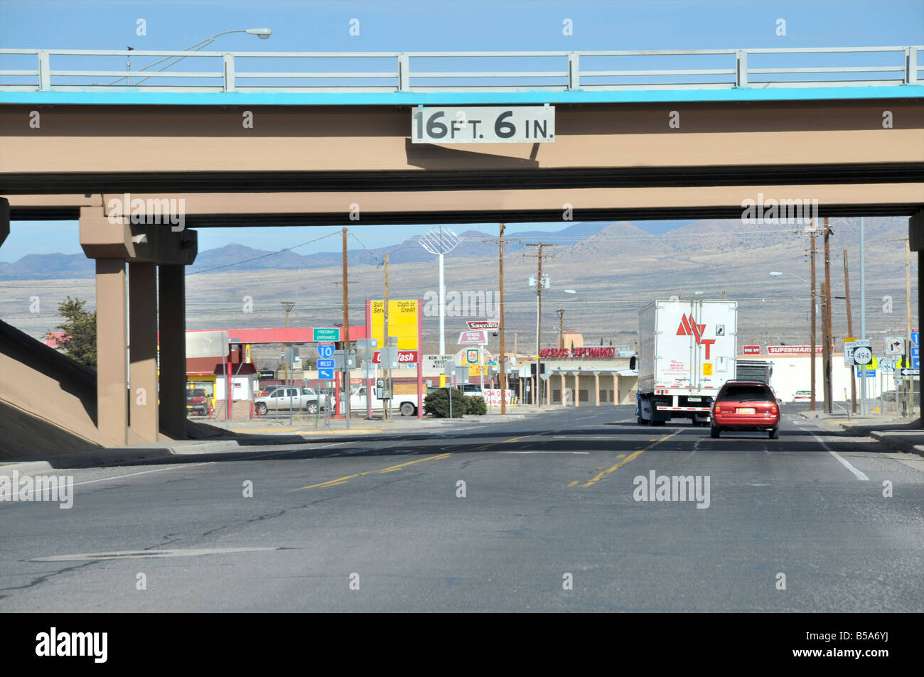 A bridge over I10 in Lordsburg, New Mexico Stock Photo Alamy
