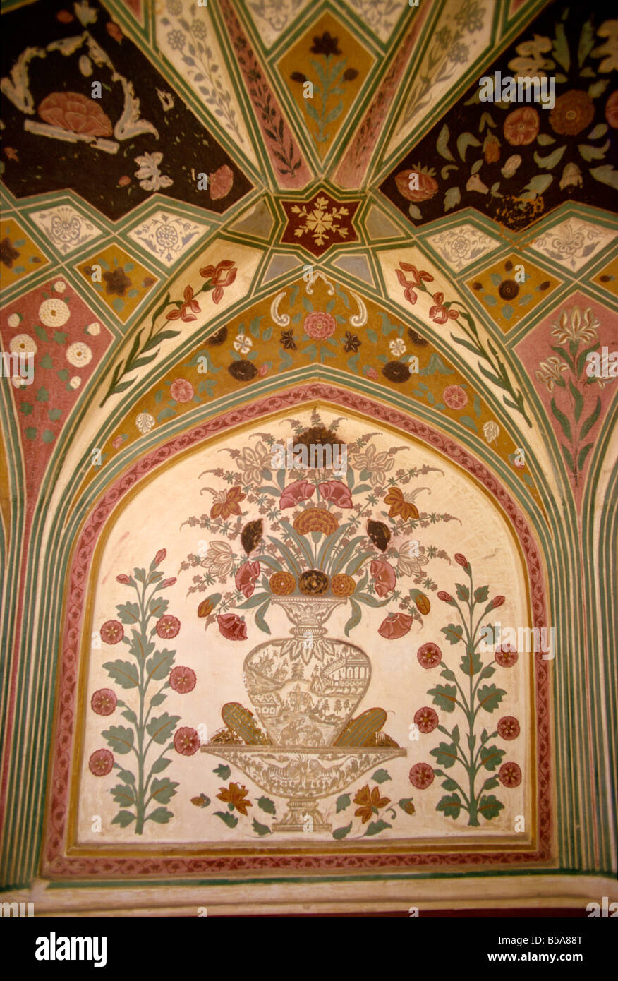 Amber palace paintings hi-res stock photography and images - Alamy