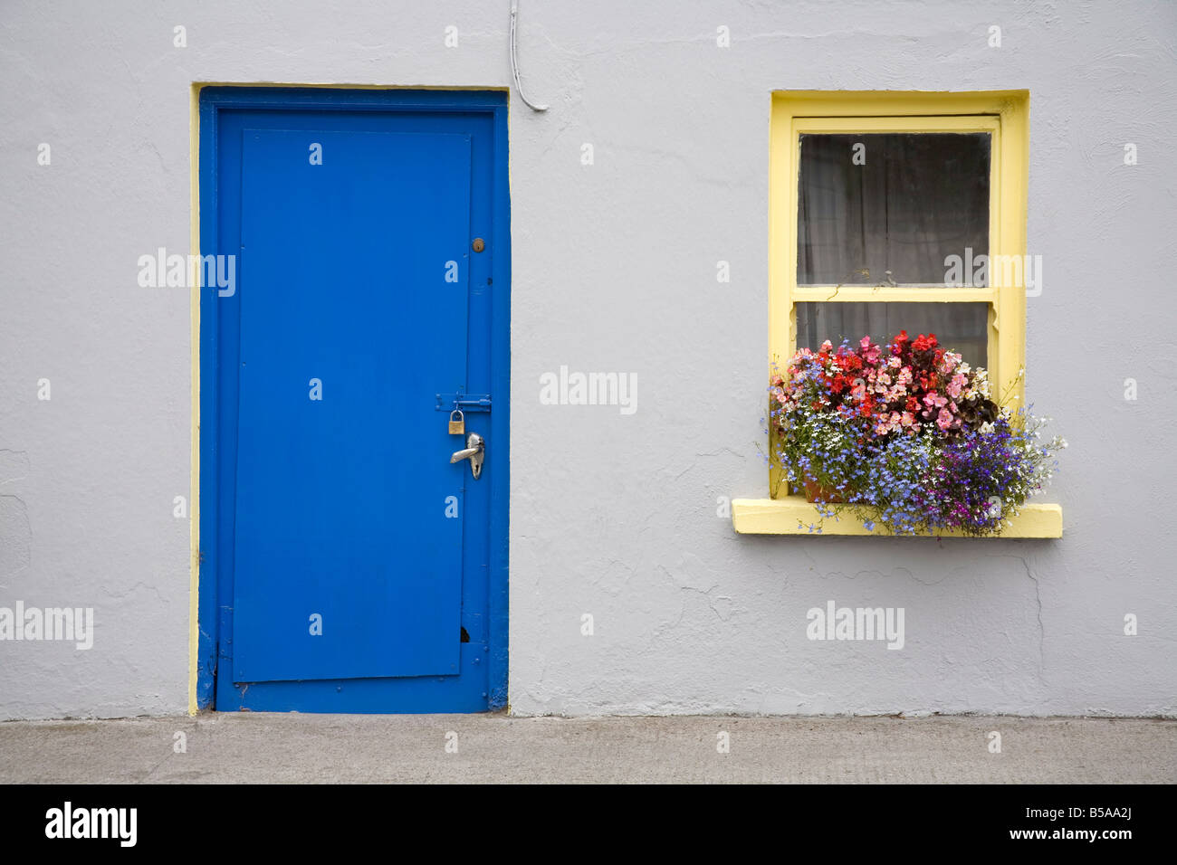 Cottage in Clogheen village, County Tipperary, Munster, Republic of Ireland, Europe Stock Photo