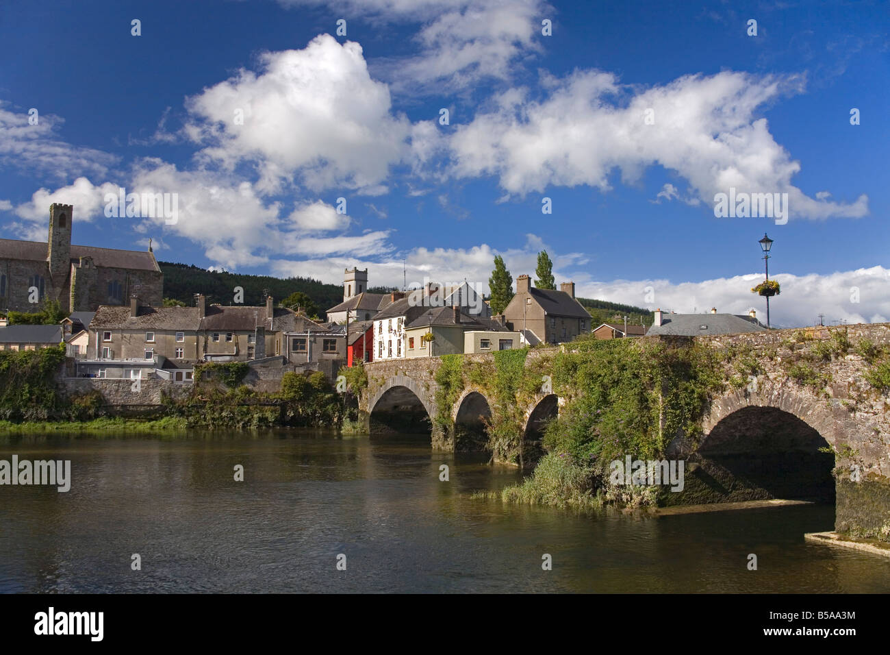 Bridge over the River Suir, Carrick-on-Suir Town, County Tipperary, Munster, Republic of Ireland, Europe Stock Photo