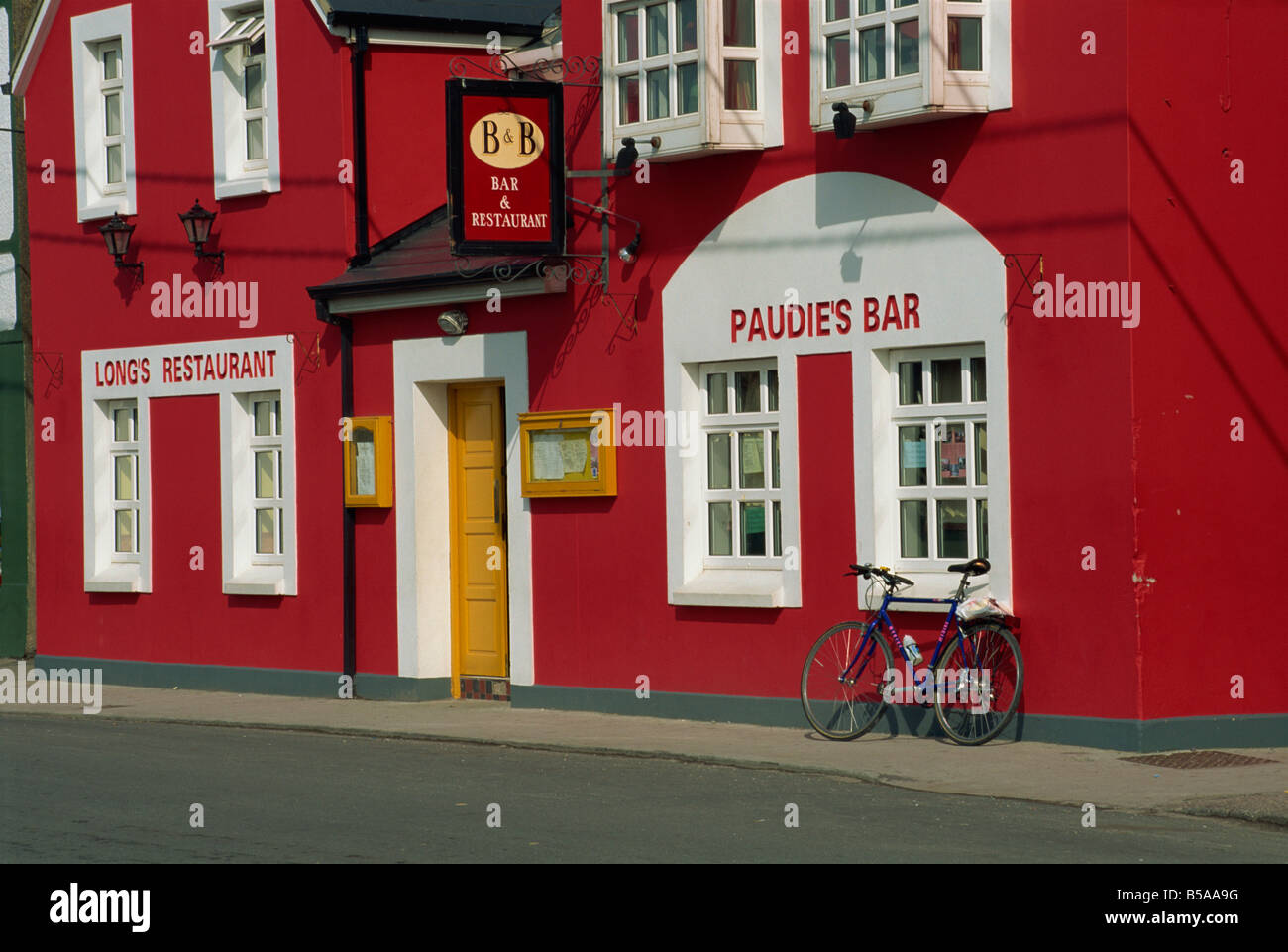 Long s Restaurant and Paudie s Bar Dingle Co Kerry Ireland R Rainford