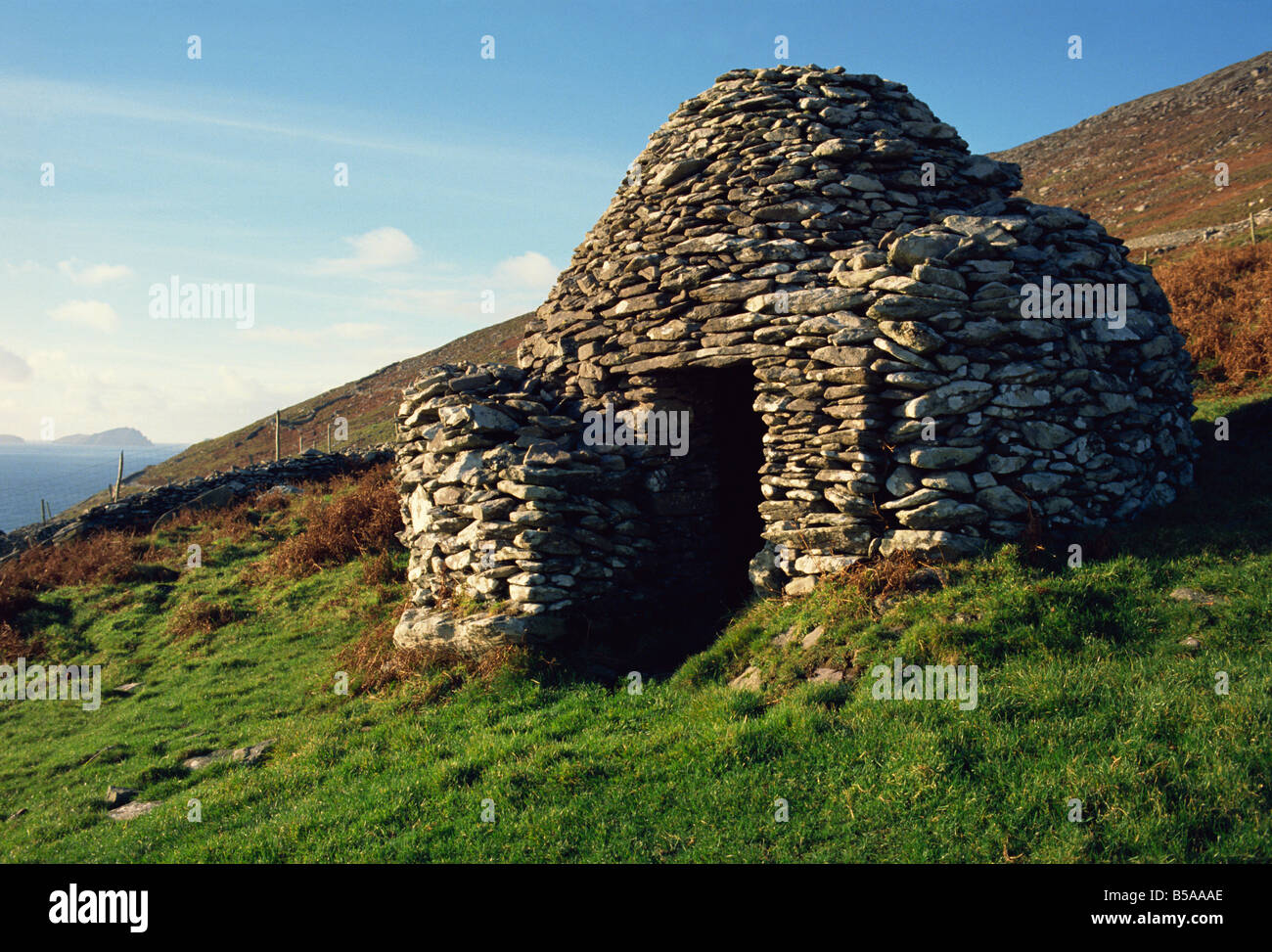 Ancient beehive huts Dingle Peninsula Co Kerry Ireland D Harcourt