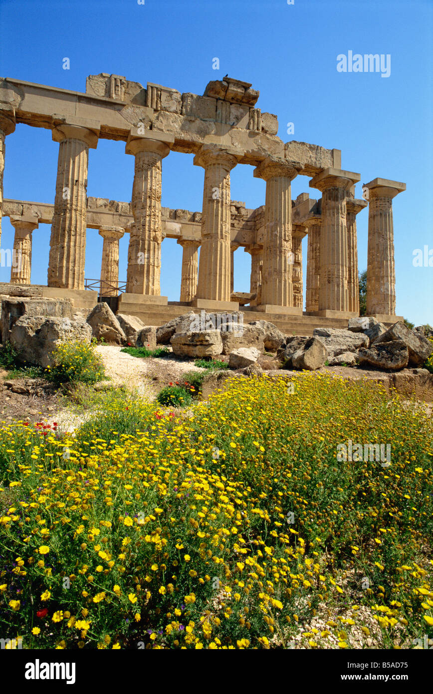 Greek temples hi-res stock photography and images - Alamy