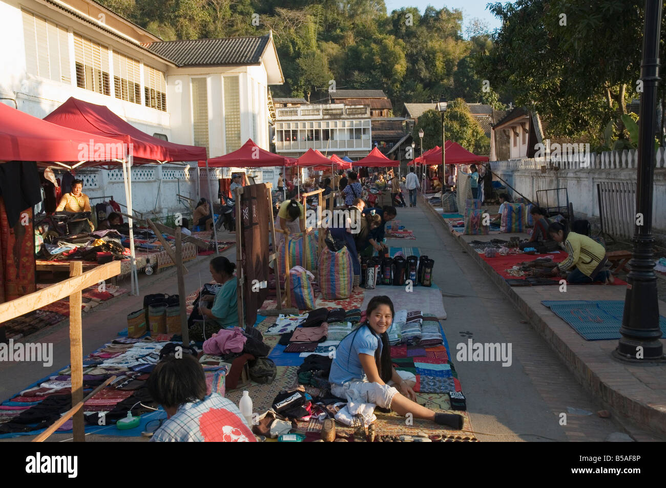 Setting up the night market, Luang Prabang, Laos, Indochina, Southeast Asia Stock Photo