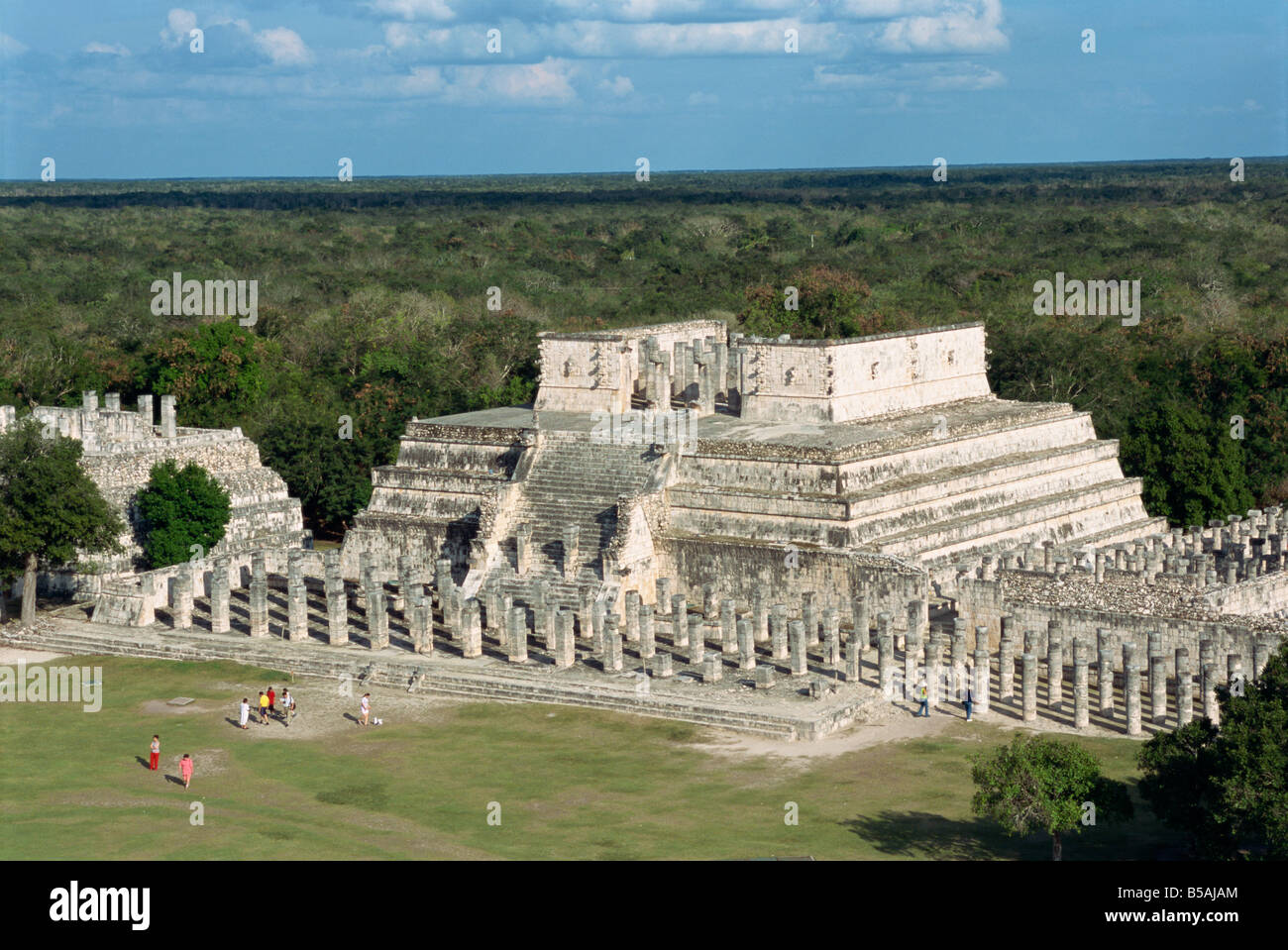 Temple of the Warriors, Chichen Itza, UNESCO World Heritage Site, Yucatan, Mexico, North America Stock Photo