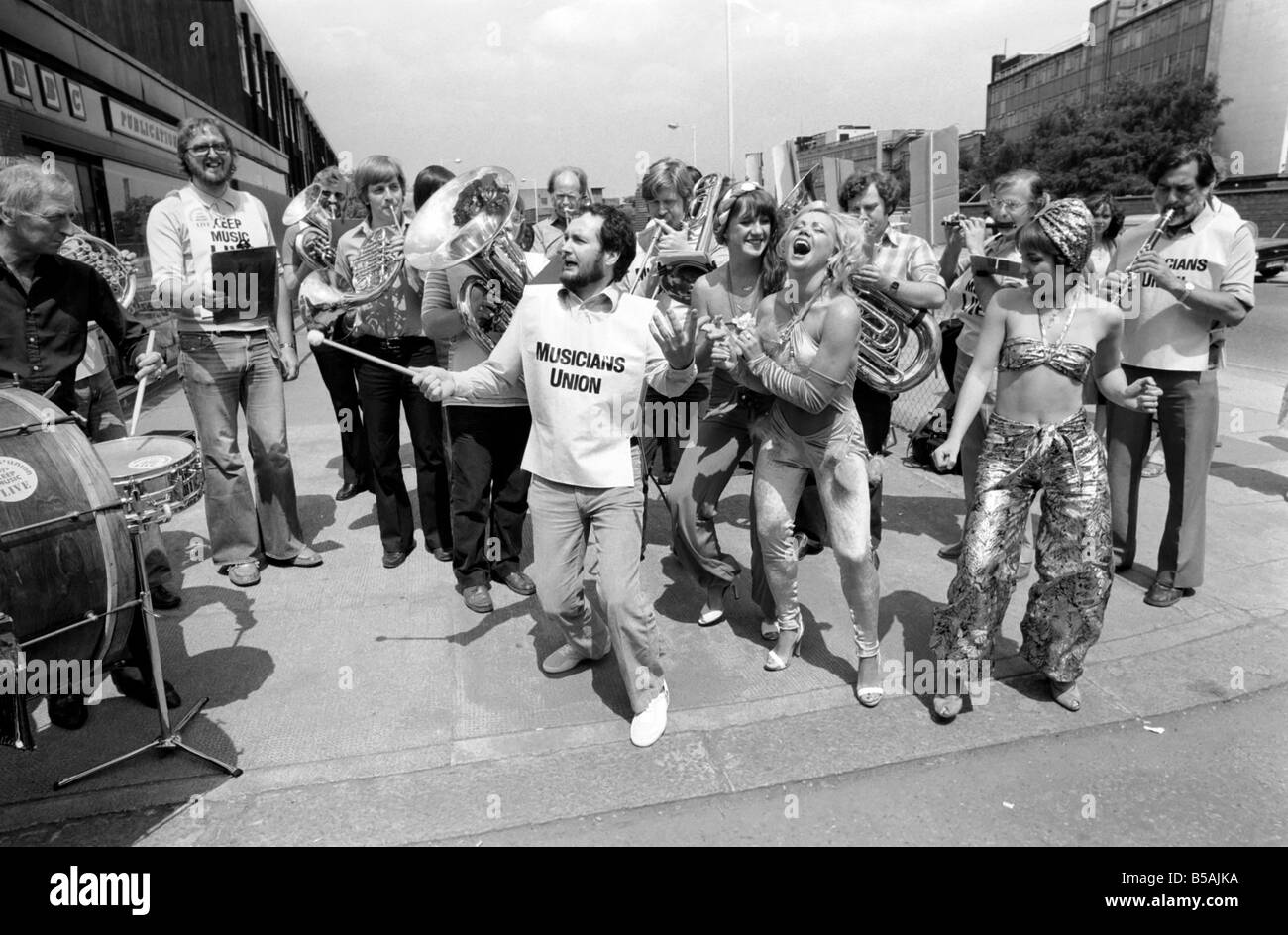 Kenny Everett on the Picket Line BBC musicians picketing the BBC