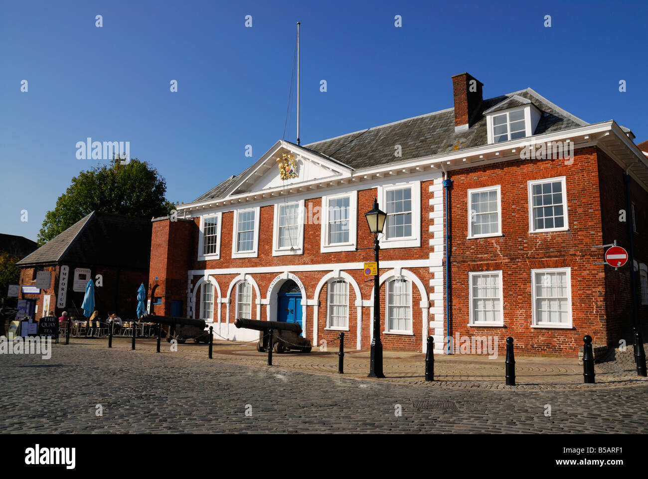 UK, Devon, Exeter. The Custom House on the Quay Stock Photo - Alamy