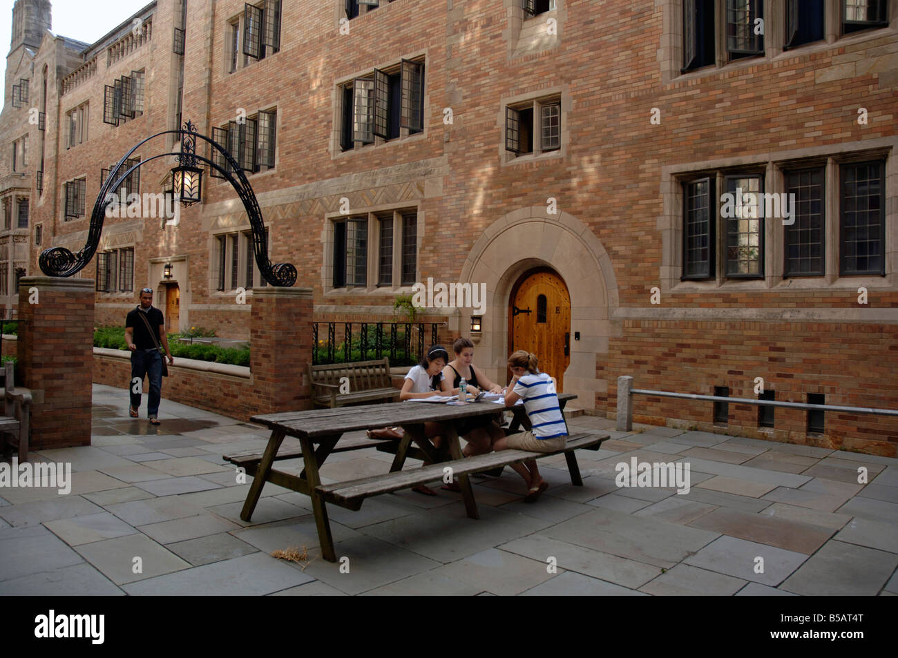 Students studying in courtyard Saybrook College Yale University Stock Photo Alamy