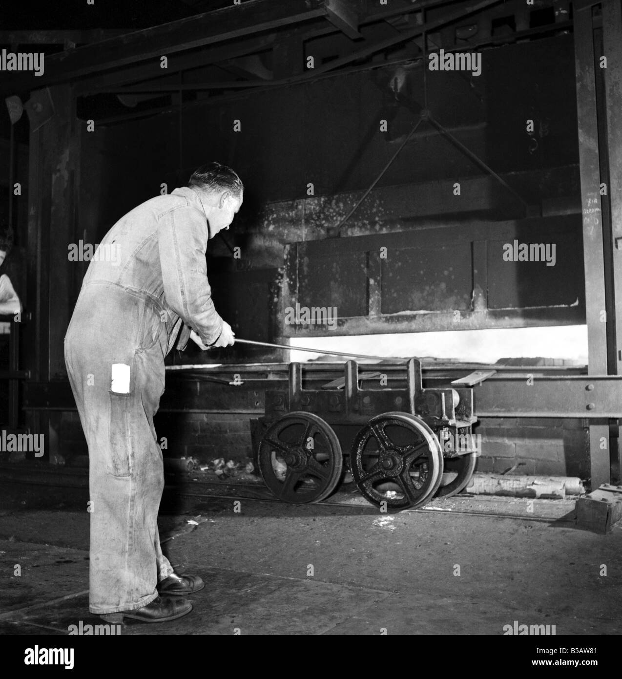 Industry: General scene in and around a copper works foundry floor in Yorkshire. 1959 A644-002 Stock Photo