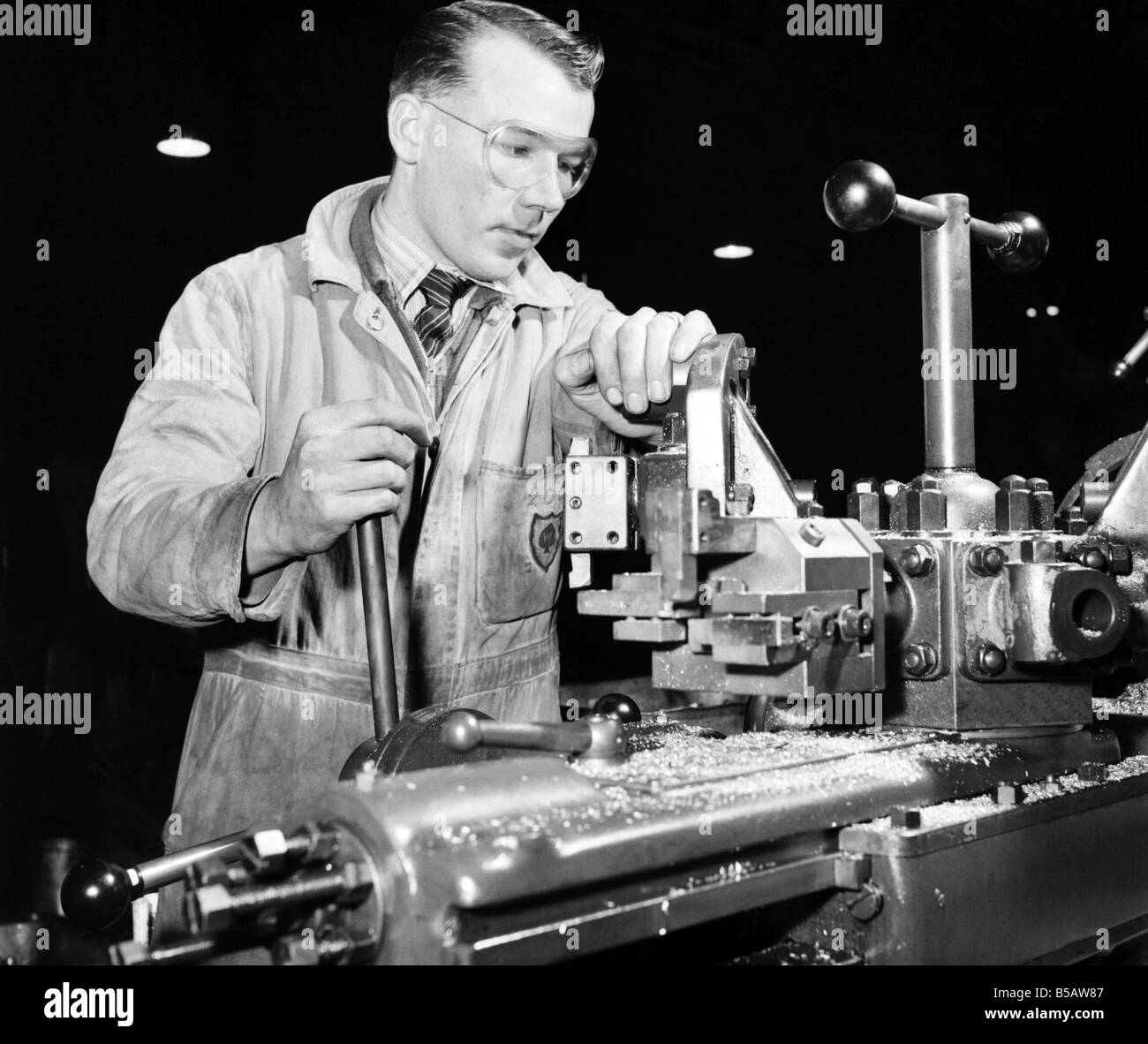 Industry: General scene in and around a copper works foundry floor in Yorkshire. 1959 A644-005 Stock Photo