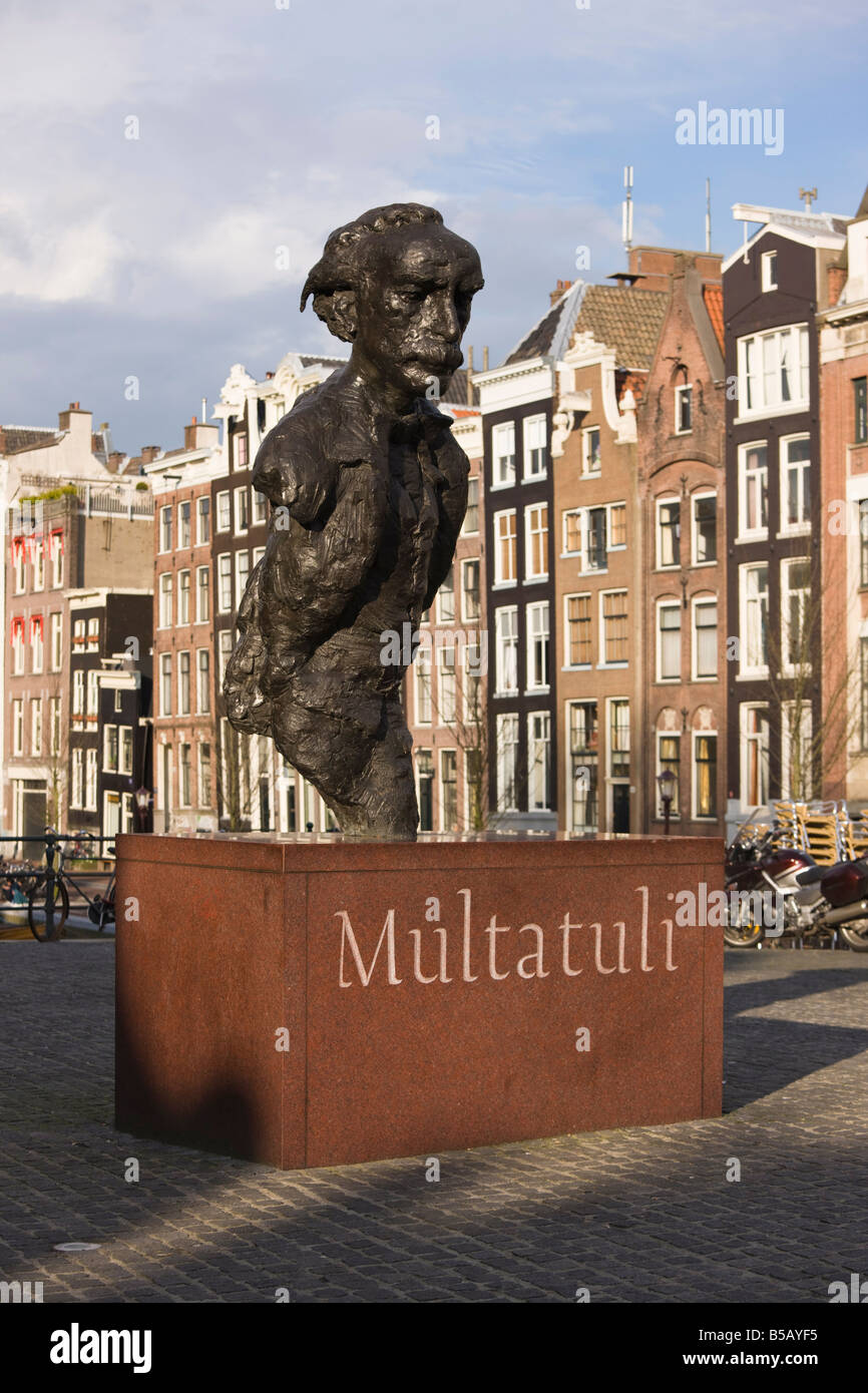 Multatuli Statue Multatuli sculpture hi-res stock photography and images - Alamy