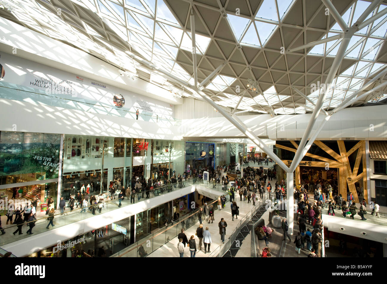 Westfield Shopping Centre West London Stock Photo - Alamy