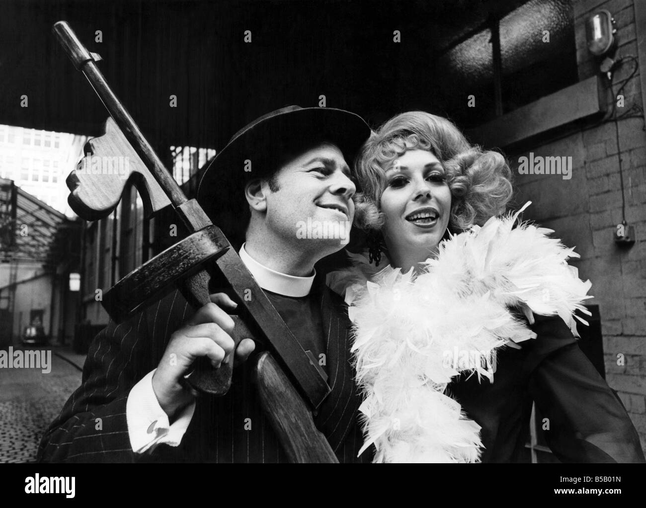 Jazz singer Marion Montgomery, star of Anything Goes the Cole Porter