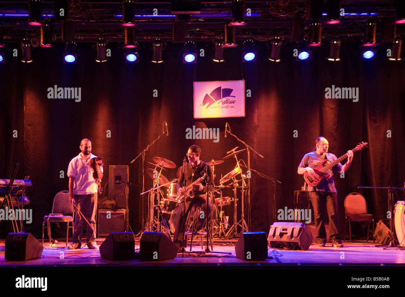 Egyptian music hires stock photography and images Alamy