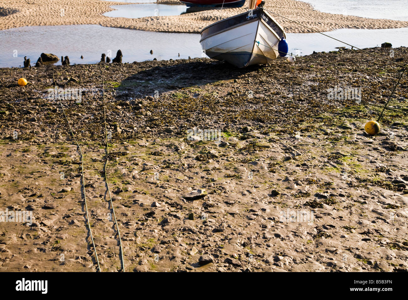 Dinghy sailing holidays hires stock photography and images Alamy