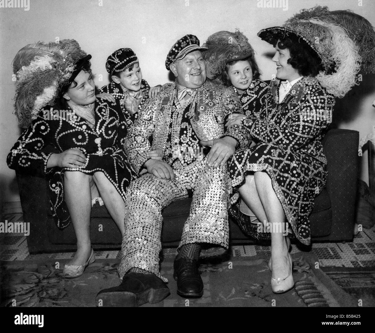 Pearly king jacket hi-res stock photography and images - Alamy