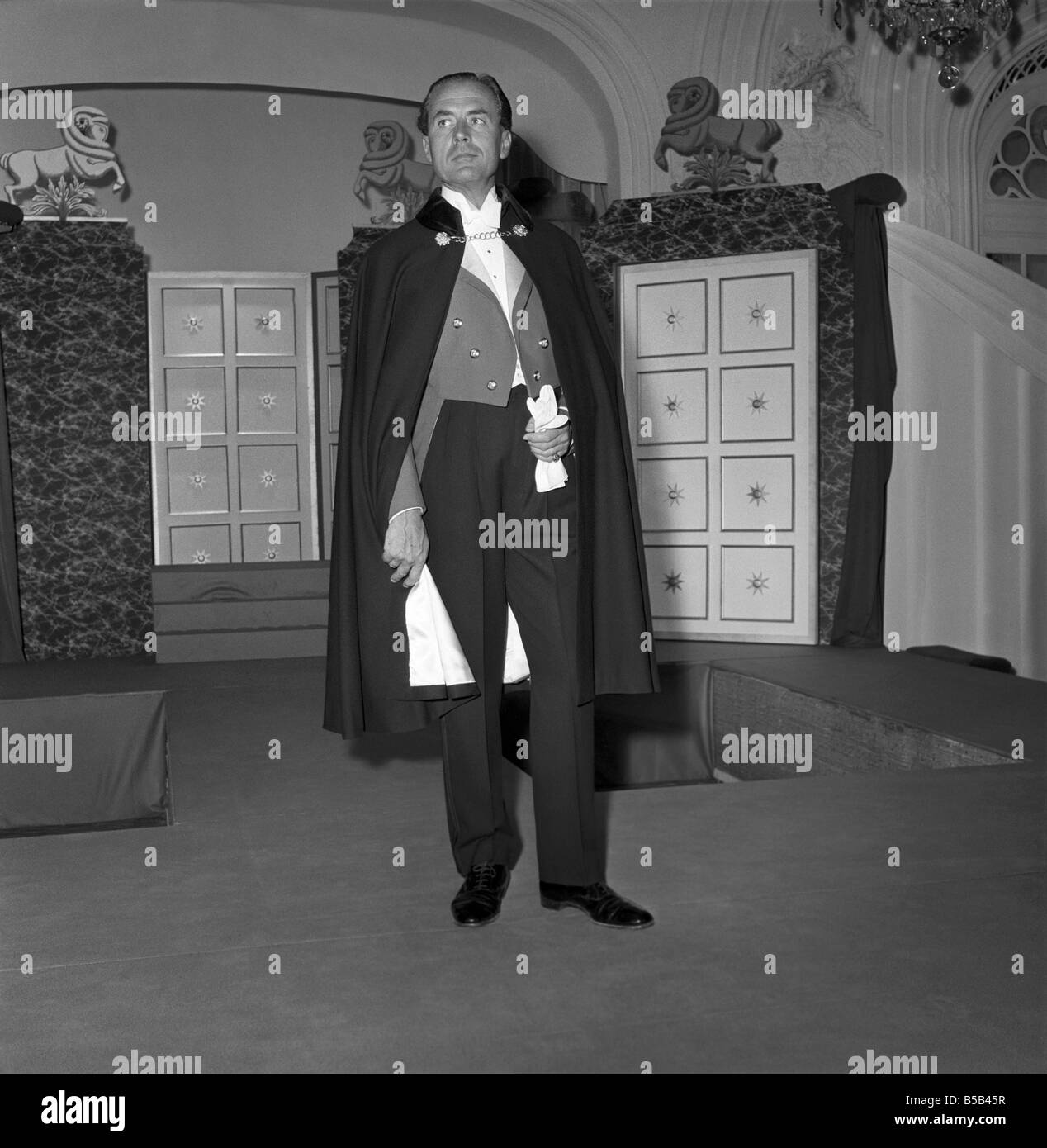 Man In Cloak High Resolution Stock Photography and Images - Alamy