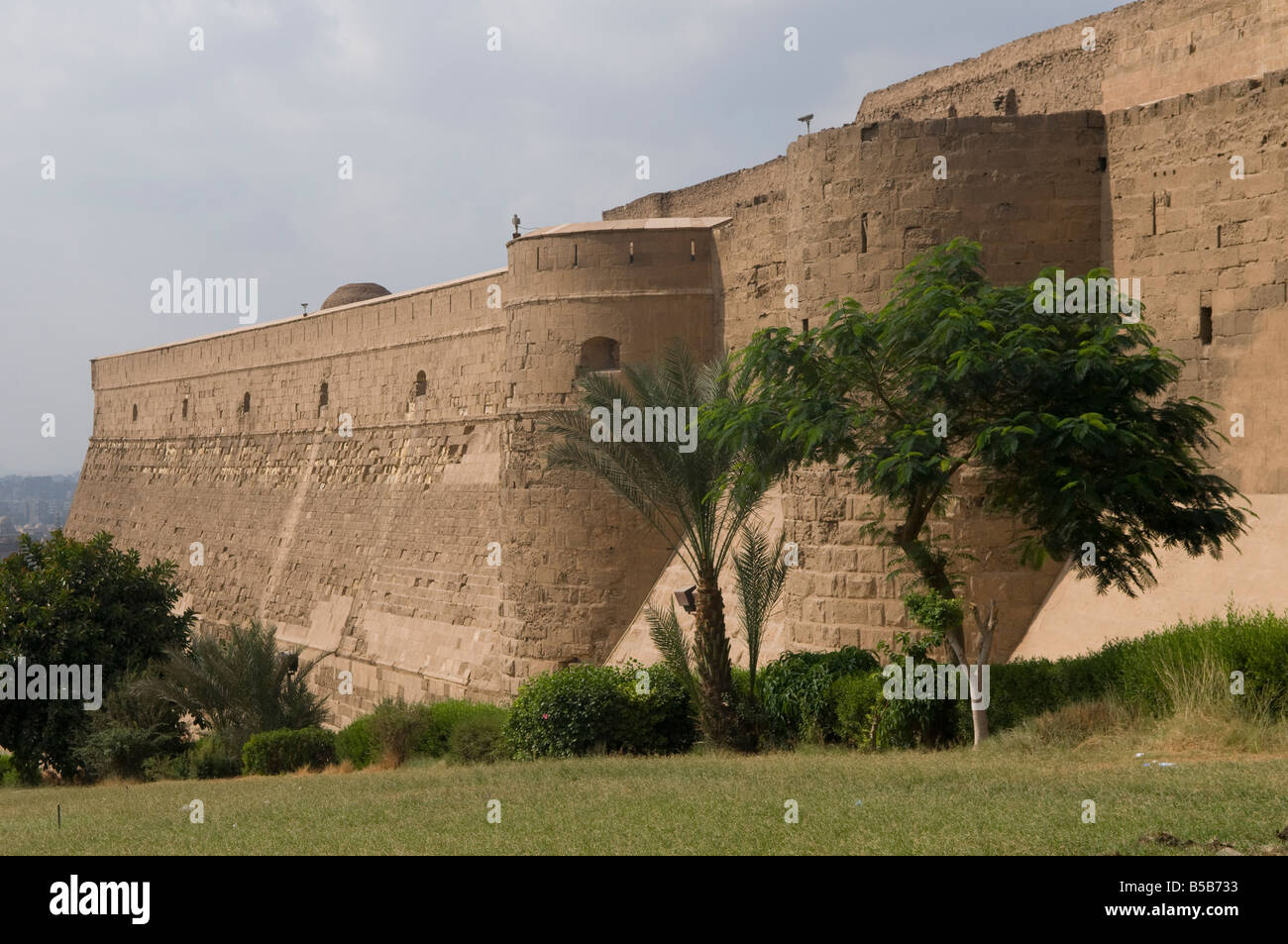 The external walls of Saladin or Salaḥ ad-Dīn Citadel a medieval Islamic fortification located on Mokattam hill in Cairo, Egypt Stock Photo