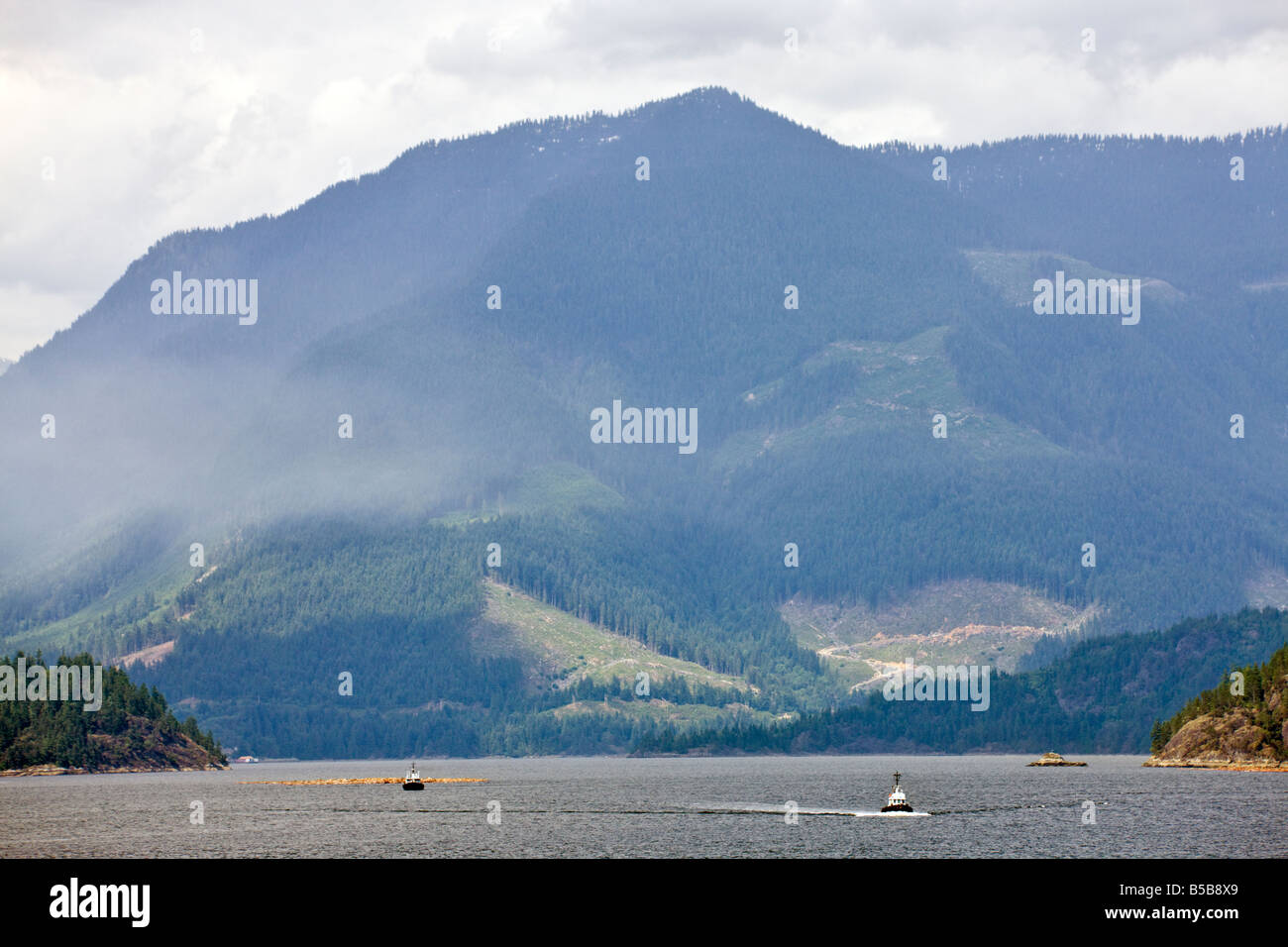 Howe Sound, looking towards Port Mellon, between Horseshoe Bay and