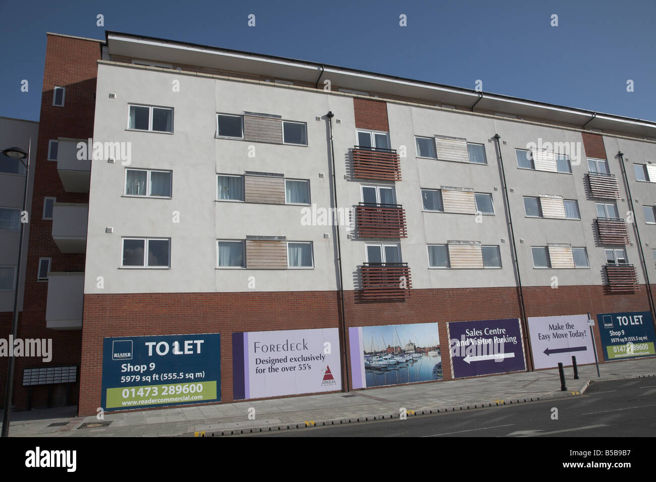 Over 55s apartments hires stock photography and images Alamy