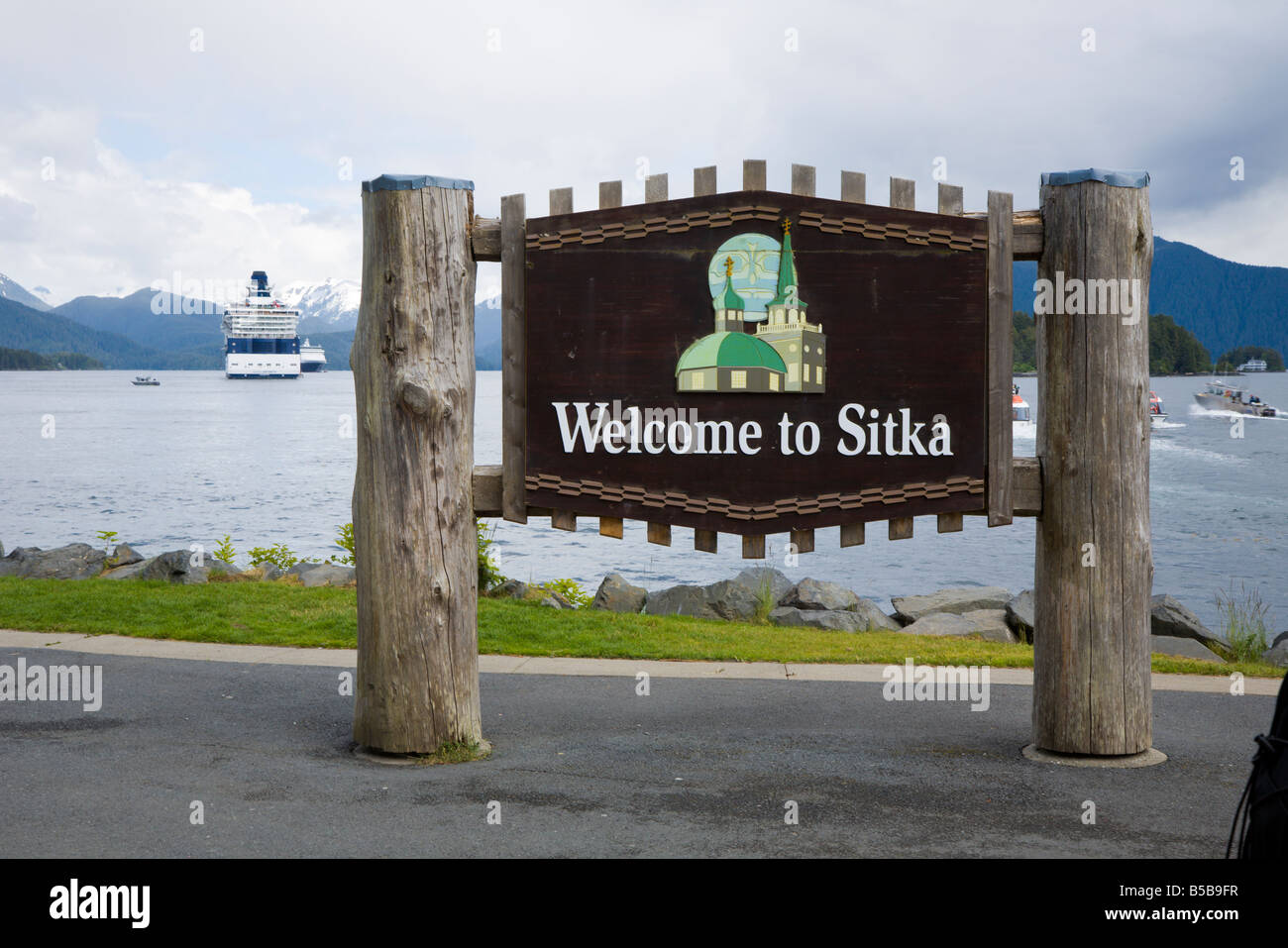 Sign at cruise ship port welcomes visitors to Sitka, Alaska Stock Photo