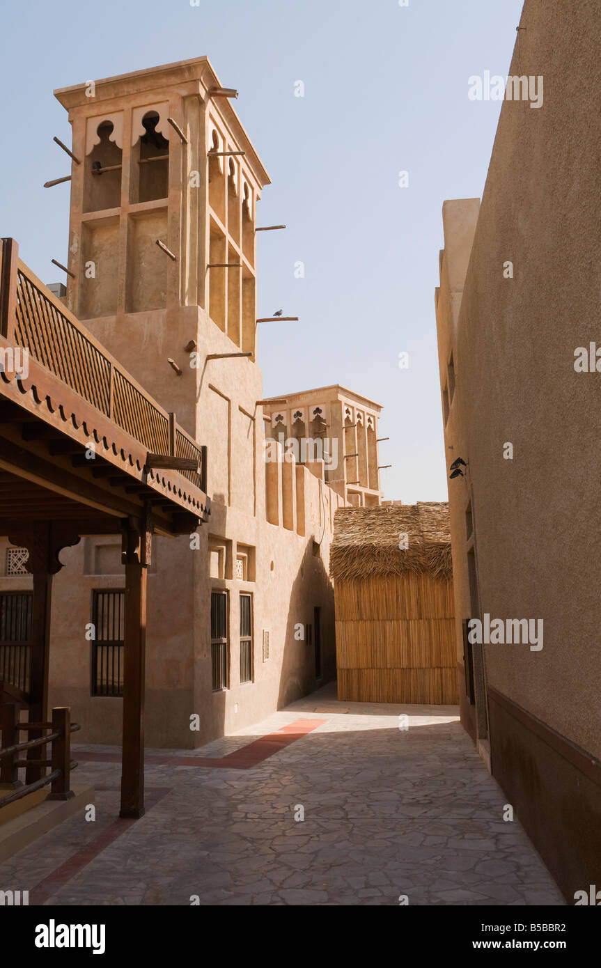Bastakia District of historic Arabic houses with wind towers, Bur Dubai, Dubai, United Arab Emirates, Middle East Stock Photo