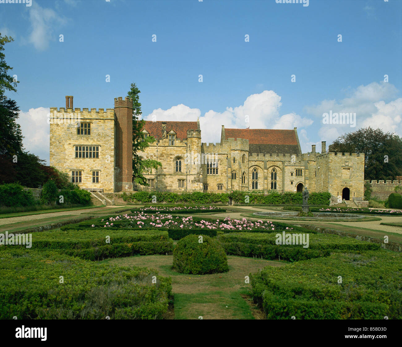 Penshurst place gardens kent hires stock photography and images Alamy